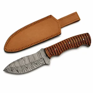 Grooved handle Damascus hunting knife with grooved handle and leather sheath.