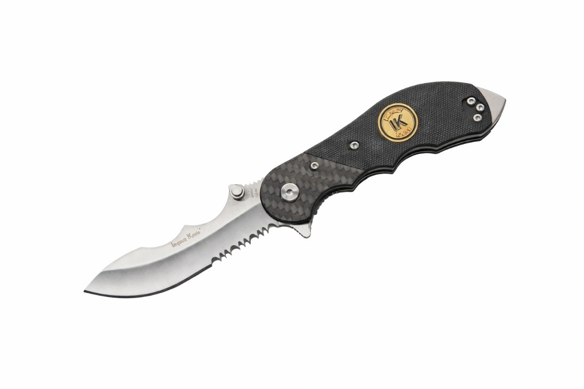 defender-g10-half-serrated-blade. Half-serrated stainless steel blade on the Defender G10 folding knife.
